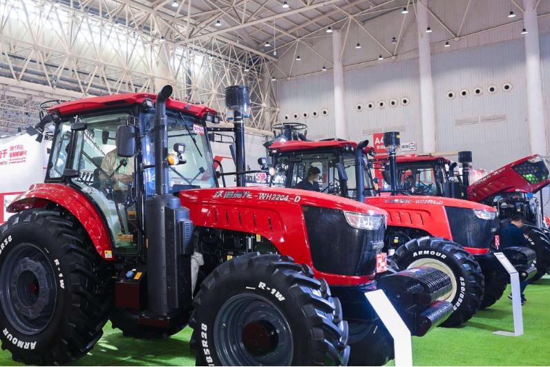 现场演示：2026年玉林春耕生产暨农机新装备新技术培训现场会在博白举办